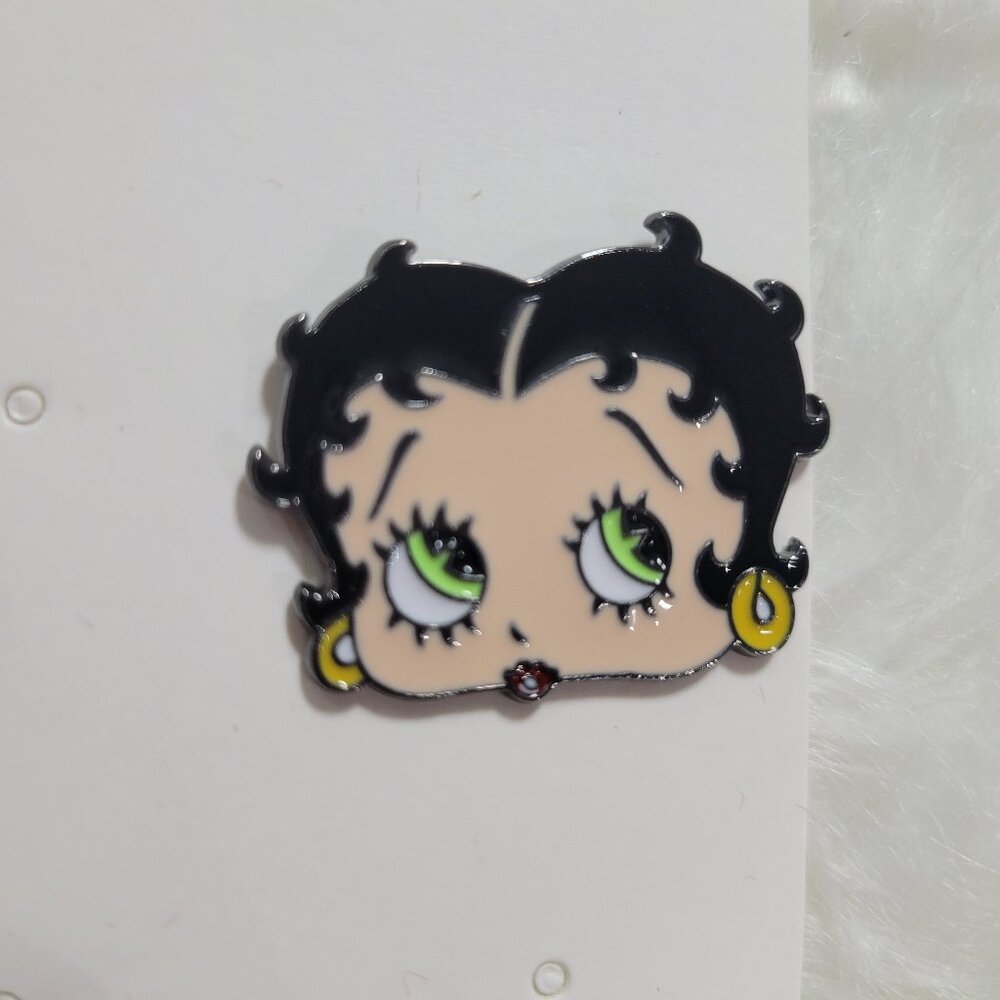 Betty Boop Pin Set - Picture 4 of 5
